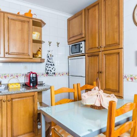 Near Beach And Oporto Вила Нова ди Гая Екстериор снимка
